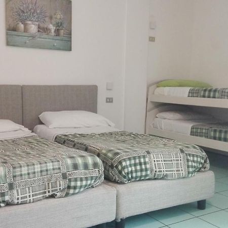 Residence Ambra Riva del Garda Eksteriør bilde
