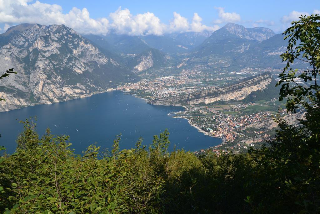 Residence Ambra Riva del Garda Eksteriør bilde