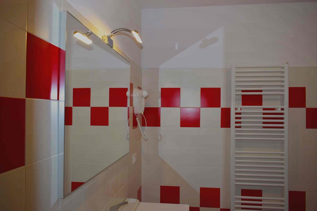 Residence Ambra Riva del Garda Eksteriør bilde