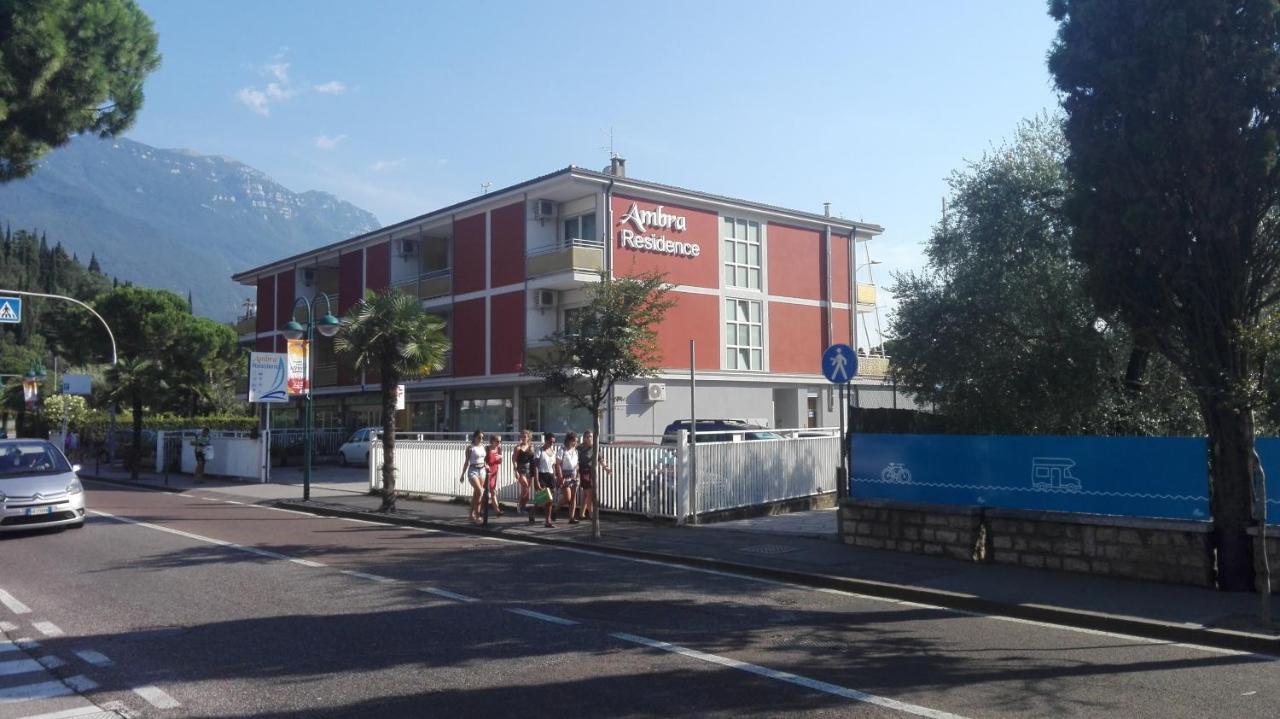 Residence Ambra Riva del Garda Eksteriør bilde
